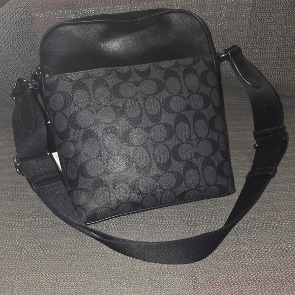 COACH Houston Flight Bag In Signature Canvas for Men & Women 4010 Black logo - Picture 6 of 6